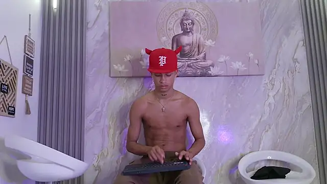 GOLD_BOYS webcam