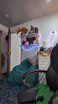 HunnyyLove webcam