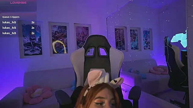 DahliaGrey webcam