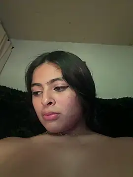 Webcam Model (morenaQueen_)  is live.Free join now!