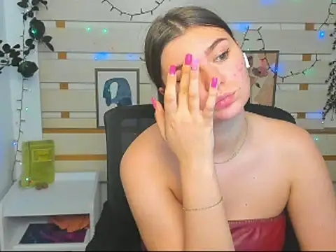 Josephine_Kiss webcam