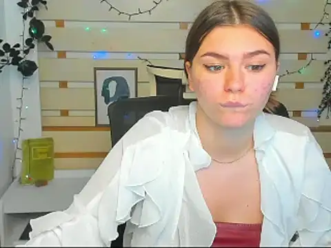 Josephine_Kiss webcam