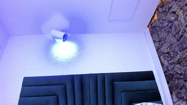 Dahliablack webcam