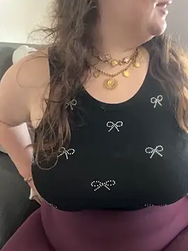 SummerHoney webcam