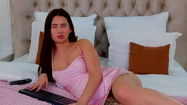 milaleoneli webcam
