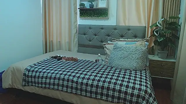 sasi_luna webcam
