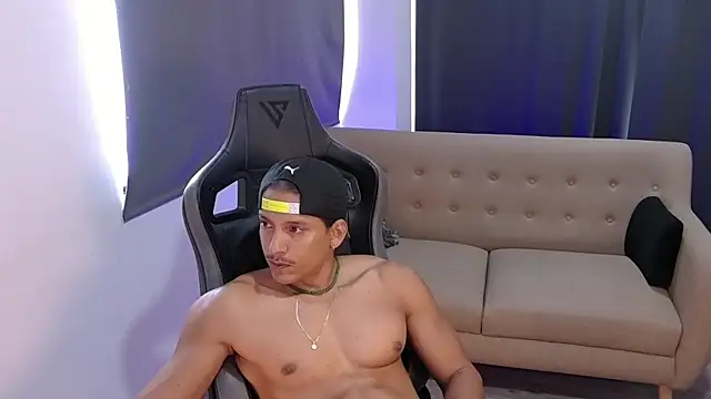 Liam_V webcam