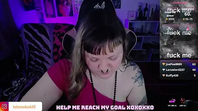 Bdsm_and_fries webcam