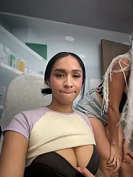 Isabella-Teen webcam