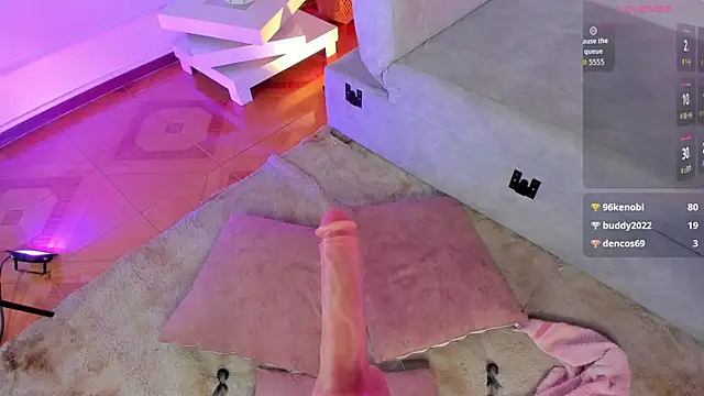 Amelie_Wine webcam