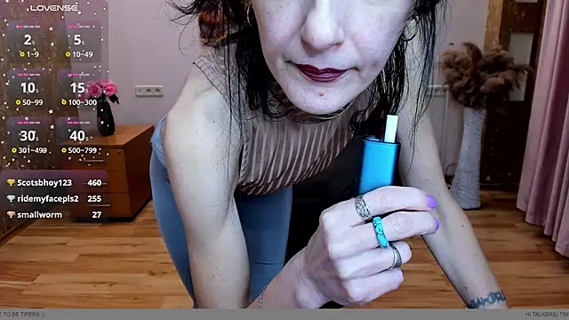 Dana_Haliti webcam