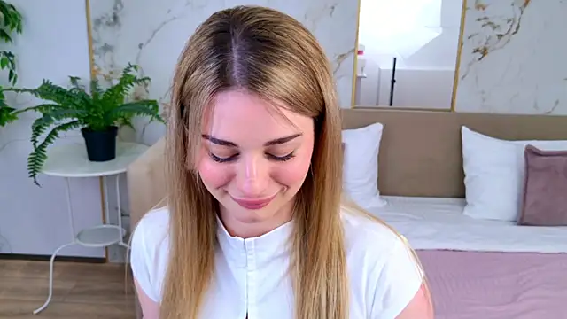 SweetyLicky webcam