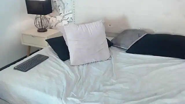 Venusandrea29 webcam