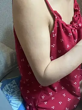 Mina048 webcam