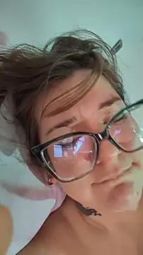 HunnyyLove webcam