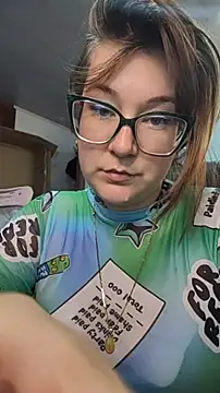 HunnyyLove webcam