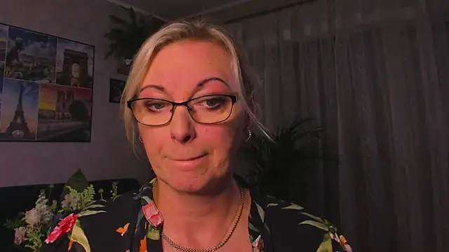 vanessa_chat webcam