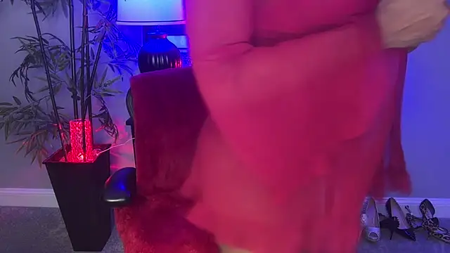 ItsNikki webcam