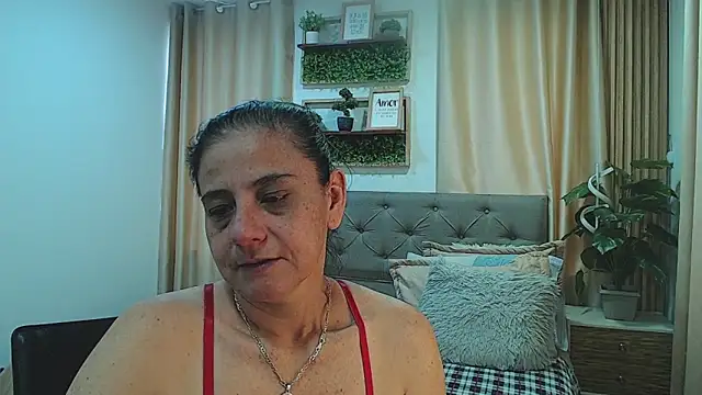 sasi_luna webcam