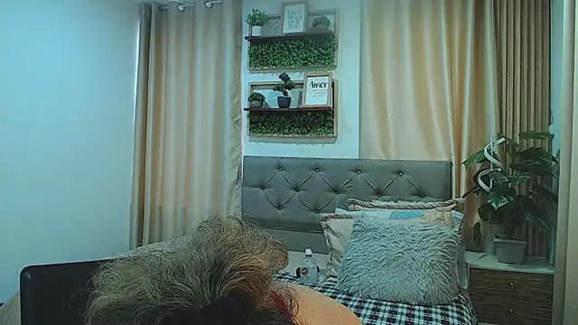 sasi_luna webcam