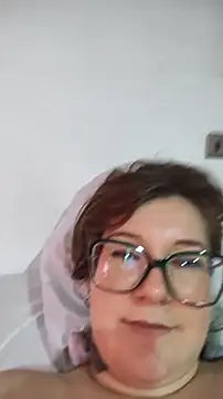 HunnyyLove webcam