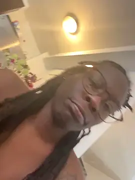 littyleesh1 webcam