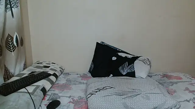 BootyDarkEbony webcam