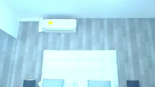 LeahMillerr webcam