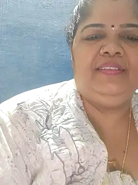 tamilthanushri webcam