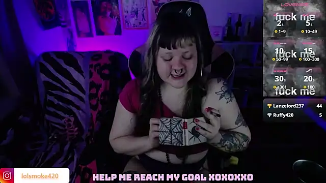 Bdsm_and_fries webcam