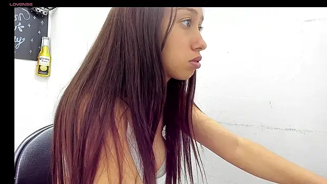 marcela_teen - Marcela_teen's free webcam - UK Sex Cams