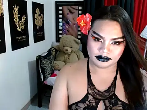 TSbrianaHugeCock webcam