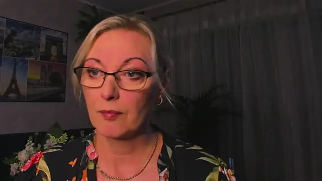 vanessa_chat webcam