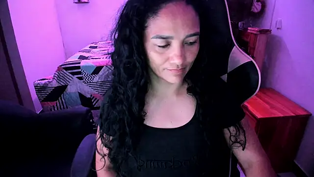 rayza_mature_154 webcam