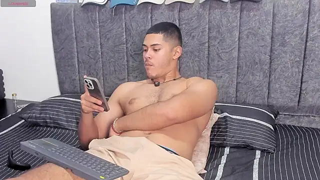 Iamdylan777 webcam