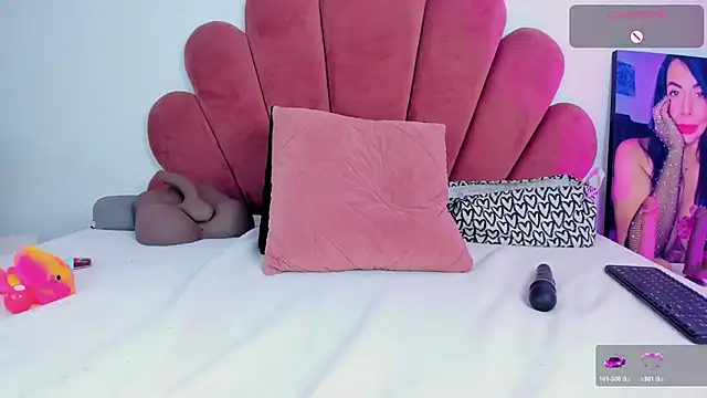 Lia_johnsonn webcam