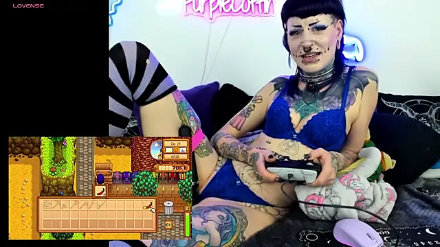 Purple_Coffin666 webcam