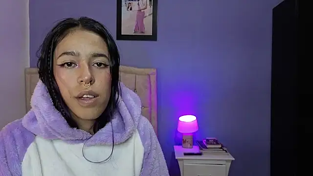 stephania_t webcam