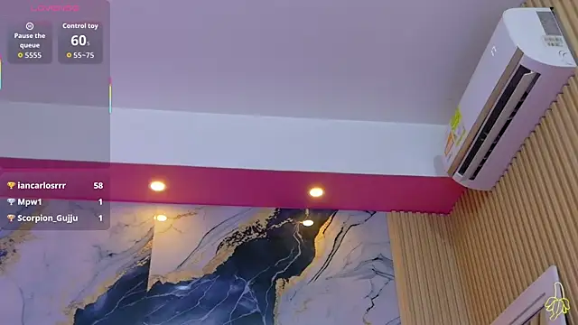 hotiergirl webcam