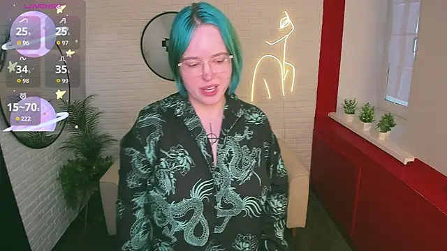 Manic_pixie_ webcam