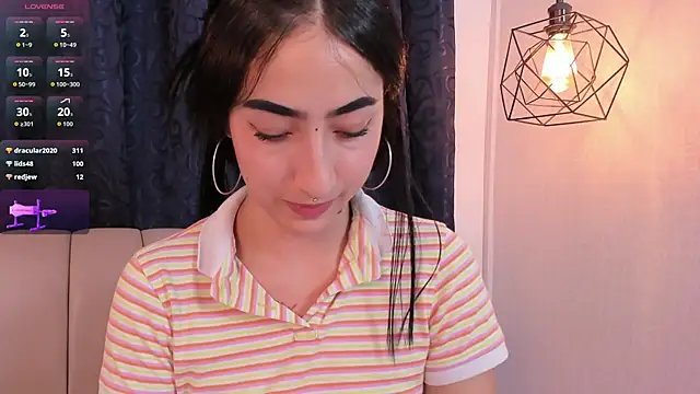 natasha_moreno webcam