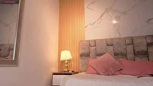 angel__kiss webcam