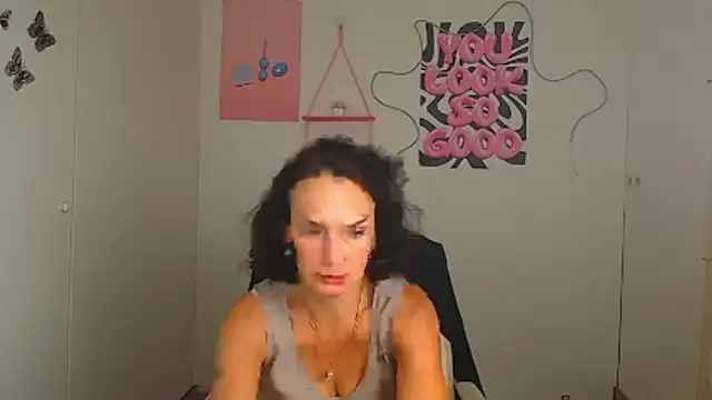 Rosie_Rosee webcam