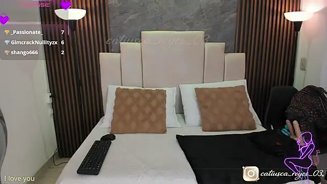 catiusca_reyes_03 webcam