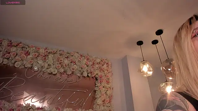MadisonKane webcam