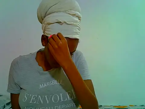 PetiteDoll_06 webcam