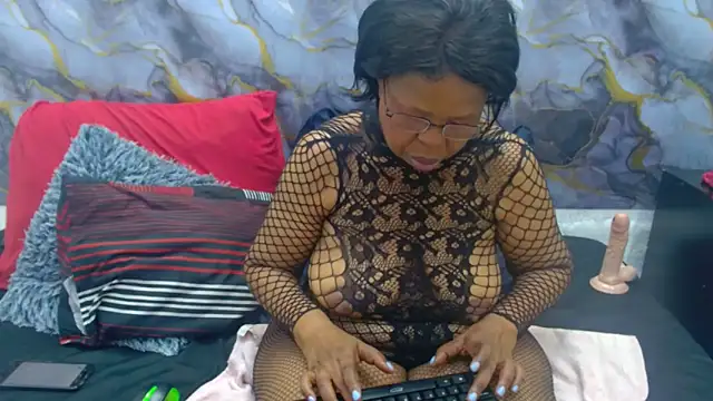 SEXY_MATURExx webcam