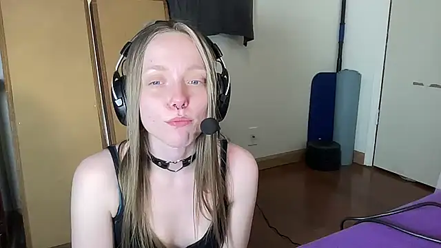 ElfGirlAna webcam