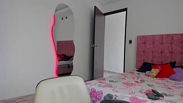 cora_22 webcam