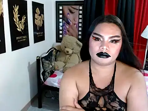 TSbrianaHugeCock webcam